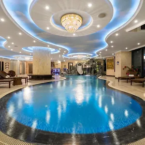 V-hotel Hotel